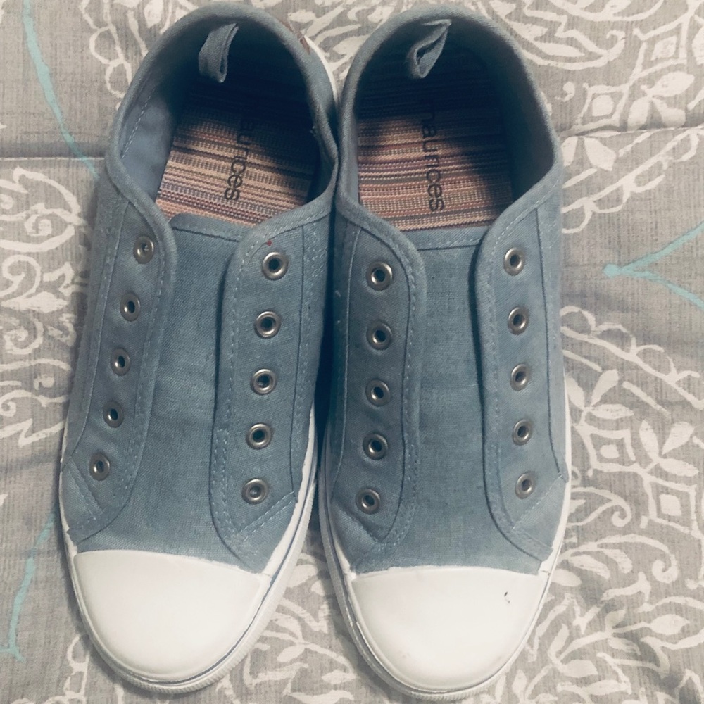 Maurice’s sneakers